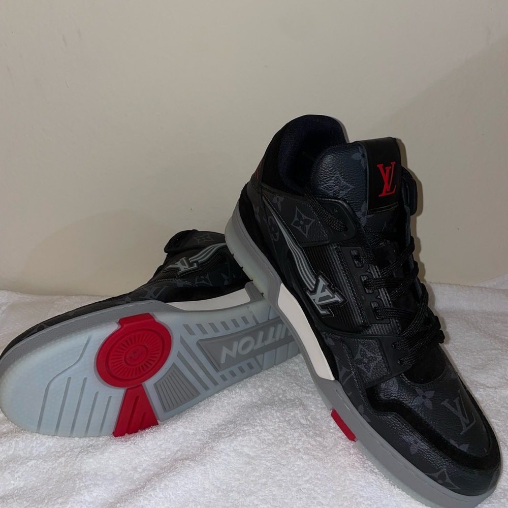 Louis Vuitton sneaker